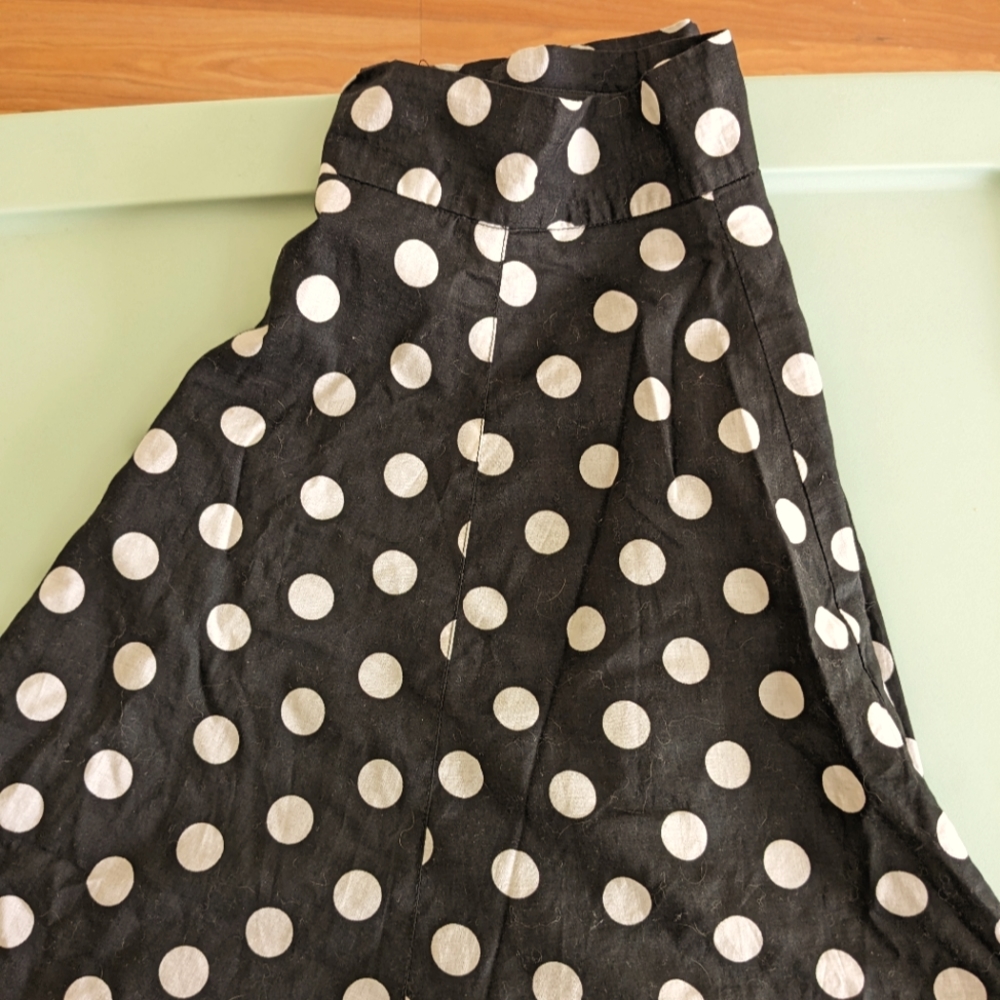 Skater polka dot skirt